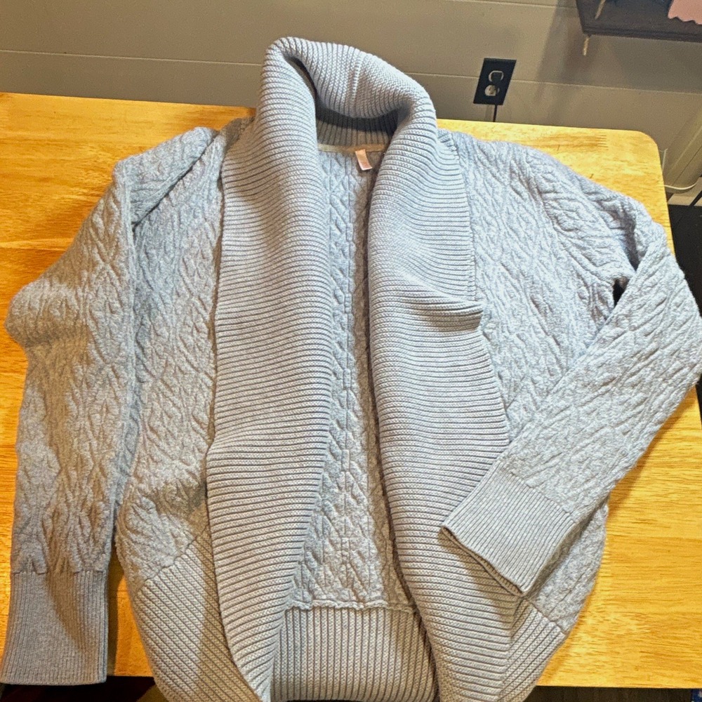 Target Women's M Gray Cable-Knit Shawl Collar Long Sleeve Cardigan Thick Sweater